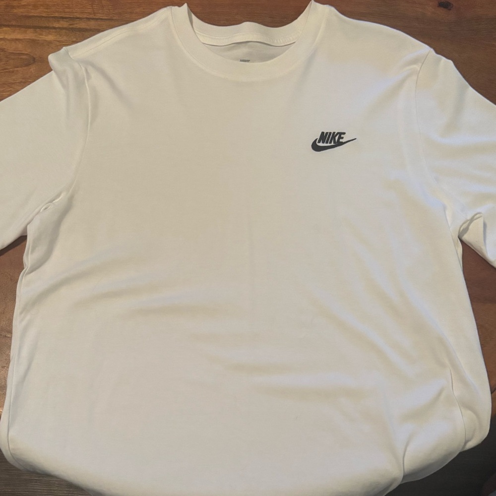 White Nike T-Shirt